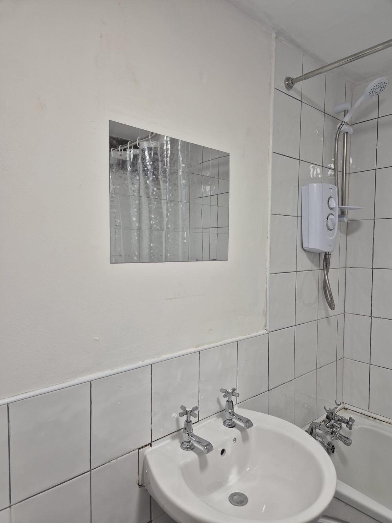 ליברפול Rainford Gardens By Ustay Aparthotels מראה חיצוני תמונה